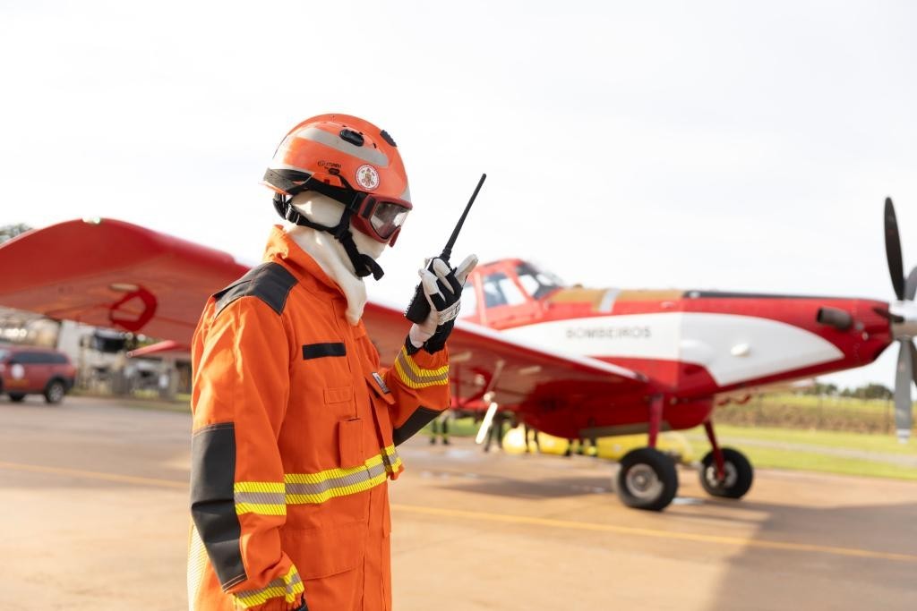 Corpo de Bombeiros combate 6 incêndios florestais nesta quarta-feira (15)